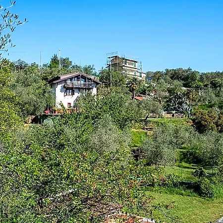 La Fattoria Di Nonna Eugenia Alojamento de Acomodação e Pequeno-almoço 3*